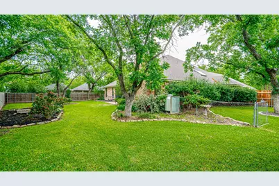 8902 Pleasant Hill Drive, Granbury, TX 76049 - Photo 12