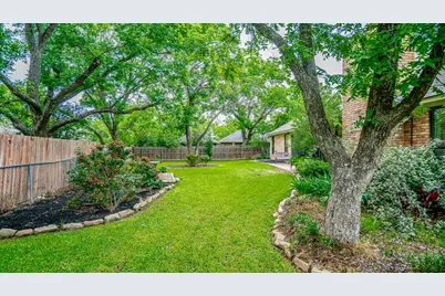8902 Pleasant Hill Drive, Granbury, TX 76049 - Photo 16