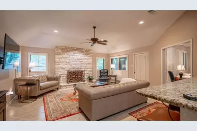8902 Pleasant Hill Drive, Granbury, TX 76049 - Photo 26