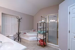 8902 Pleasant Hill Dr, Granbury, TX 76049 - Photo 36