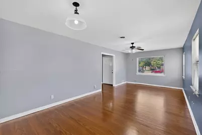 2104 Hillburn Drive, Dallas, TX 75227 - Photo 6