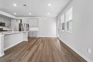 2752 Teton St, Corinth, TX 76210 - Photo 6