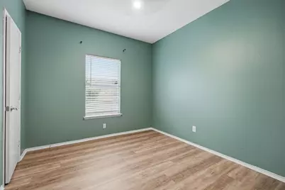 1003 Morningside Drive, Grand Prairie, TX 75052 - Photo 20