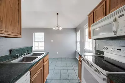 1415 S Medora Street, Terrell, TX 75160 - Photo 12