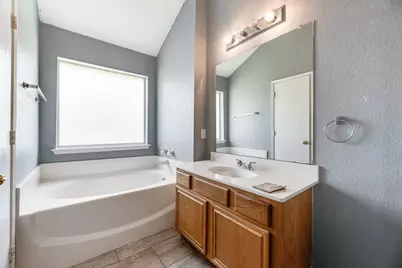 1415 S Medora Street, Terrell, TX 75160 - Photo 12