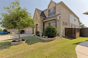 11849 Kynborrow Rd, Fort Worth, TX 76052 - Photo 2