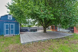 106 King Arthur Ct, Weatherford, TX 76086 - Photo 24