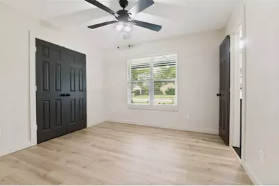 405 Stiles Drive, Midlothian, TX 76065 - Photo 18