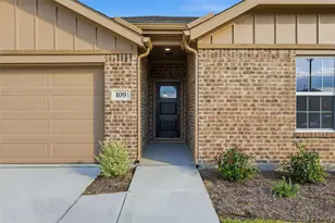109 John Laurens Dr, Venus, TX 76084 - Photo 4