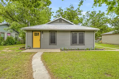 975 N Neblett Street, Stephenville, TX 76401 - Photo 1