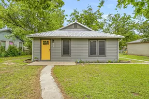 975 N Neblett St, Stephenville, TX 76401 - Photo 1