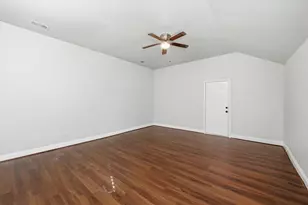 807 Wyatt St, Waxahachie, TX 75165 - Photo 8