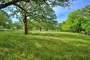201 Croxton St, Nocona, TX 76255 - Photo 16