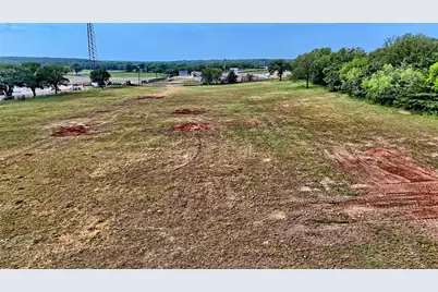 201 Croxton Street, Nocona, TX 76255 - Photo 18