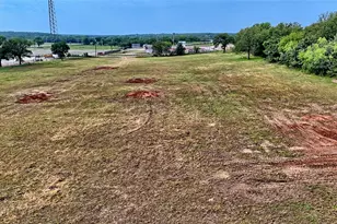 201 Croxton St, Nocona, TX 76255 - Photo 18