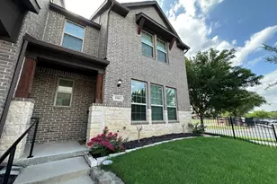 5585 Crosby Dr, North Richland Hills, TX 76180 - Photo 4