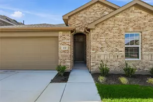 132 Patrick Henry Dr, Venus, TX 76084 - Photo 2