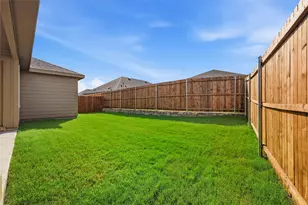 132 Patrick Henry Dr, Venus, TX 76084 - Photo 34