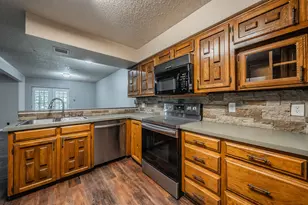 2030 Golf Ct, Denton, TX 76205 - Photo 10