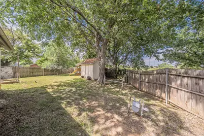 2030 Golf Court, Denton, TX 76205 - Photo 34