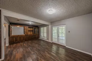 2030 Golf Ct, Denton, TX 76205 - Photo 32