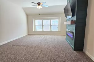 210 Spruce Valley Dr, Justin, TX 76247 - Photo 16