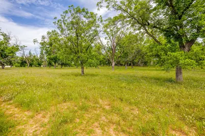 1000 E Landings N, Granbury, TX 76049 - Photo 20