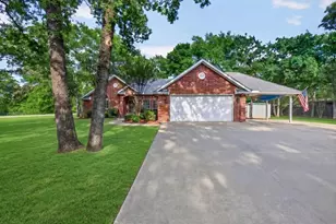 4 Huckleberry Ln, Star Harbor, TX 75148 - Photo 1