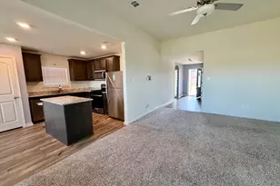 1104 Tiger Lily Ln, Fort Worth, TX 76108 - Photo 4