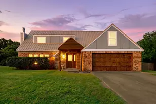 404 Brookview Dr, Decatur, TX 76234 - Photo 2