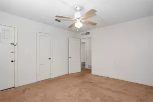 5832 Locke Ave, Fort Worth, TX 76107 - Photo 10