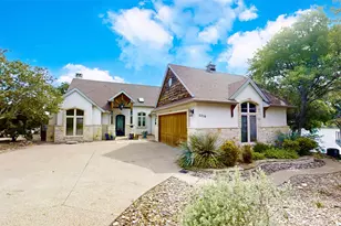 2816 River Ridge Ct, Granbury, TX 76048 - Photo 2