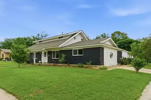 1900 Charleston Dr, Bedford, TX 76022 - Photo 2