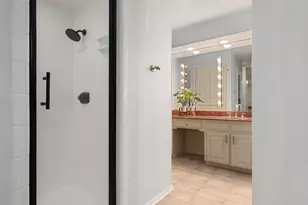 320 S Irving Heights Dr, Irving, TX 75060 - Photo 22
