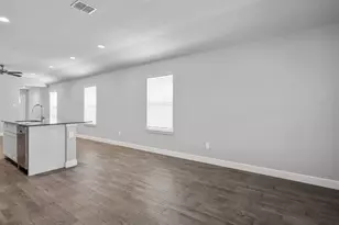 122 Davis Ln, Denton, TX 76259 - Photo 10