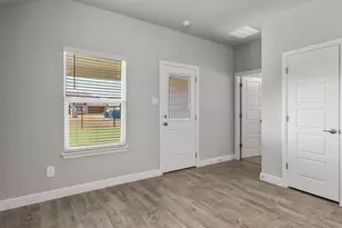 122 Davis Ln, Denton, TX 76259 - Photo 12