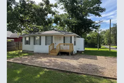231 W Daugherty Avenue, Shreveport, LA 71107 - Photo 1