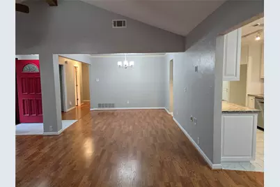 2822 Oak Forest Drive, Grapevine, TX 76051 - Photo 14