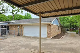 2822 Oak Forest Dr, Grapevine, TX 76051 - Photo 36
