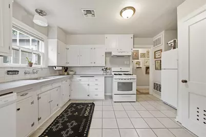 1325 N 34th Street, Waco, TX 76710 - Photo 10