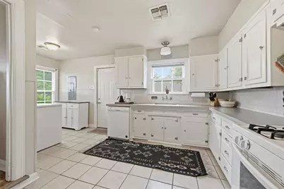 1325 N 34th Street, Waco, TX 76710 - Photo 8