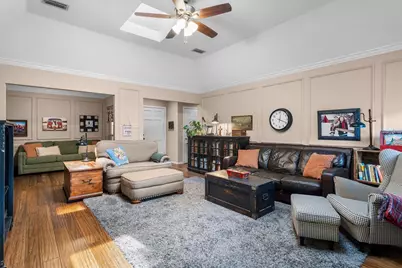 1213 Circle View Court, Grapevine, TX 76051 - Photo 4