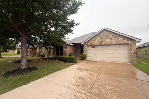 158 Horseshoe Bend, Waxahachie, TX 75165 - Photo 2