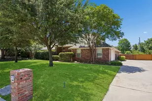 621 W Windsor Dr, Denton, TX 76207 - Photo 2