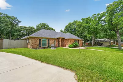 1000 Shady Hill Lane, Burleson, TX 76028 - Photo 4