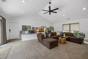 6520 Calais Dr, Dallas, TX 75254 - Photo 18