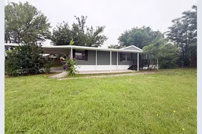 402 E College Avenue, Alvarado, TX 76009 - Photo 2