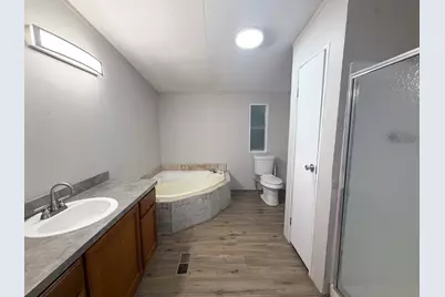 402 E College Avenue, Alvarado, TX 76009 - Photo 14