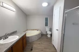 402 E College Ave, Alvarado, TX 76009 - Photo 14