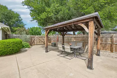 304 Woodlawn Street, Krum, TX 76249 - Photo 38